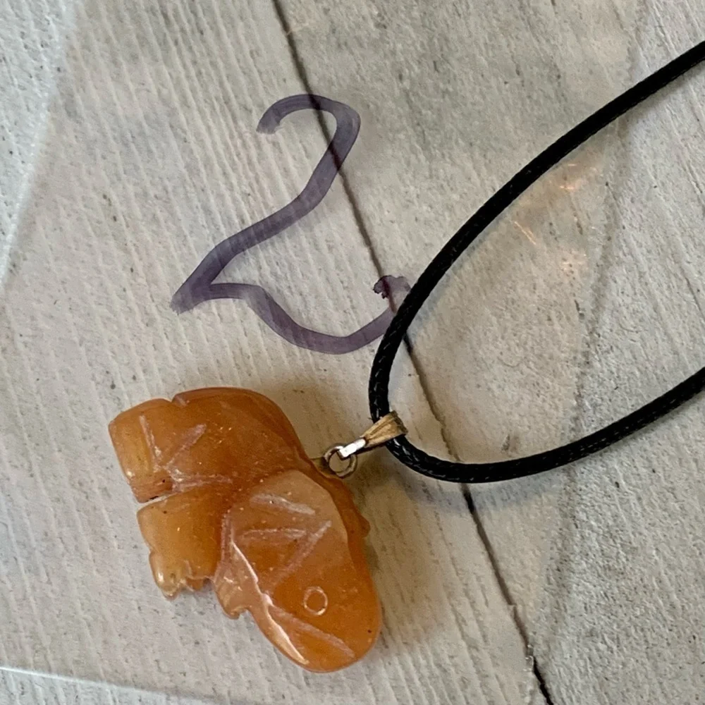 Orange Aventurine Lucky Elephant Crystal Pendant Necklace Adjustable Chain 20